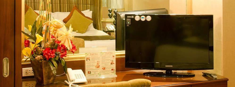 โรงแรม รอยัล การ์เดน โอซามิซ ซิตี โอซามิส ภายนอก รูปภาพ